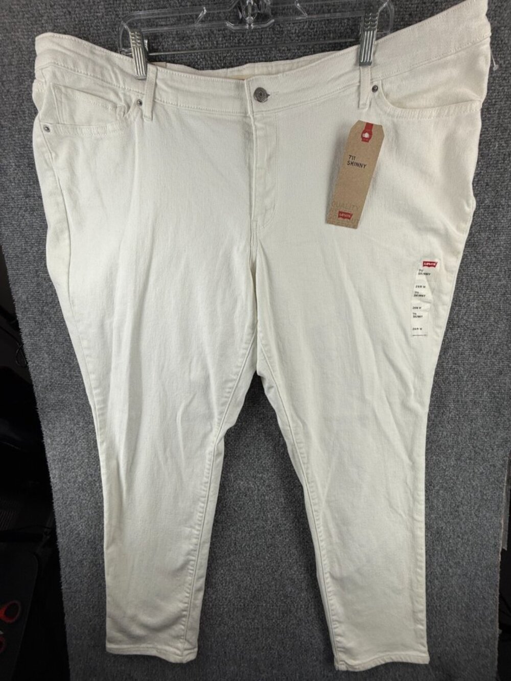 NWD LEVI'S Plus Size 26W White 711 Skinny Jeans Denim Mid Rise Slim Adult ****